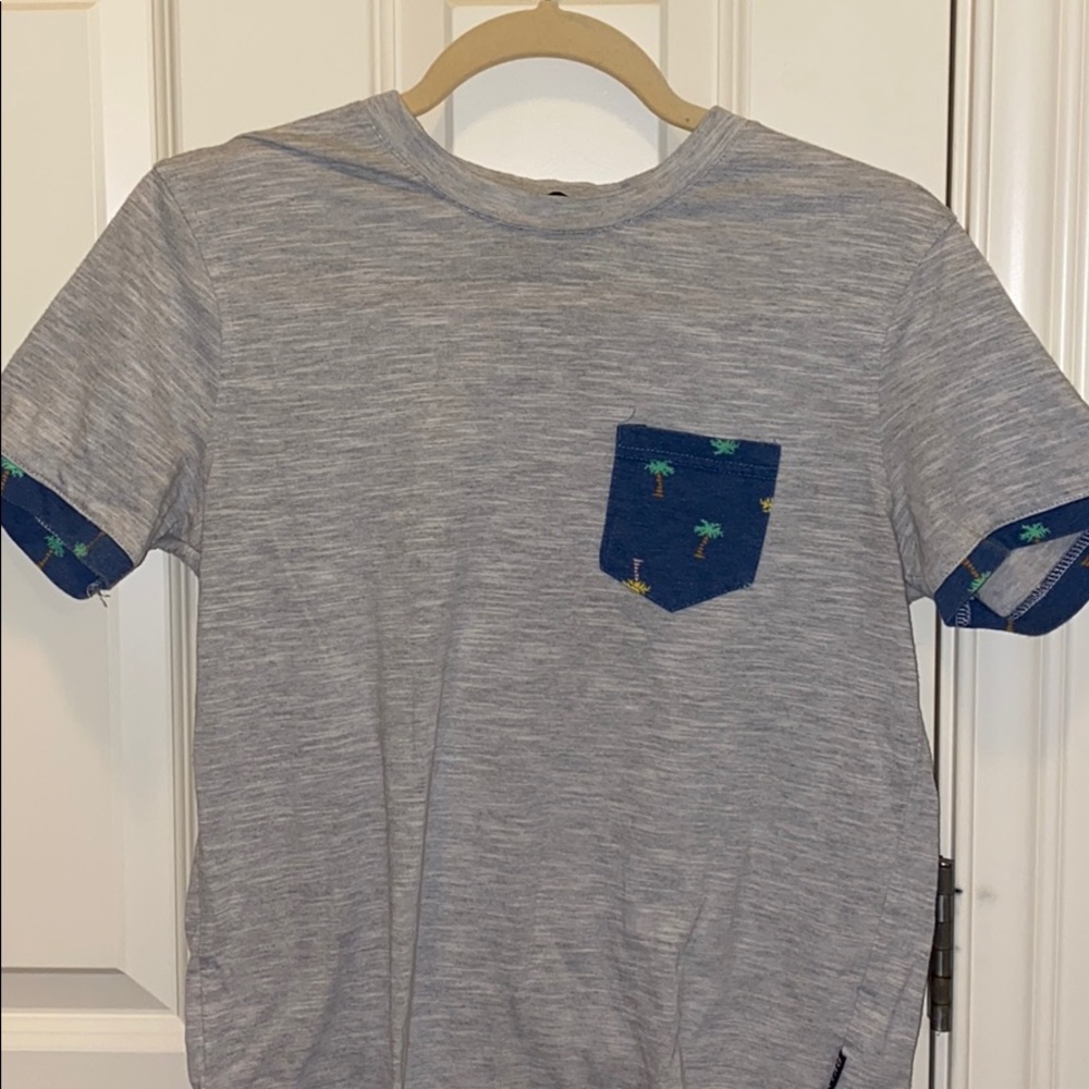 Size Small Gray/Blue Hawaiian Pocket Shirt